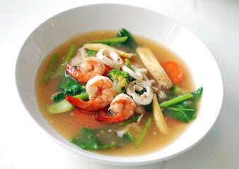 Fry noodle in gravy
