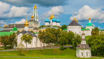 Fototapeta na wymiar Holy Trinity St. Sergius Lavra in Sergiev Posad near Moscow city