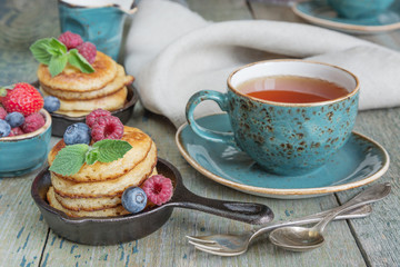 Pancakes with berries