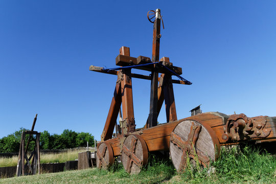 「Catapulte」の写真素材 | 365件の無料イラスト画像 | Adobe Stock