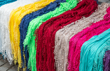 Étal de foulards