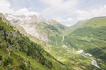 Obraz premium Gletsch, Dorf, Bergdorf, Furka, Furkastrasse, Furkapass, Alpenpass, Passstrasse, Grimsel, Sommerwanderung, Wanderweg, Alpen, Schweizer Berge, Wallis, Schweiz