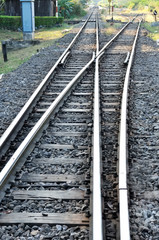 Obraz premium Railway tracks in a rural scene