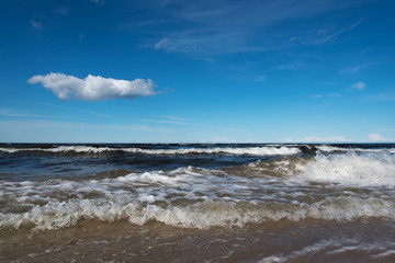 Fototapeta na wymiar Baltic waves.