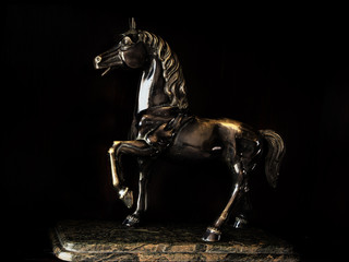 statue of arabian horse from metal