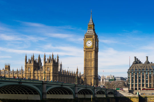 Big Ben and Westminster abbey in London, England