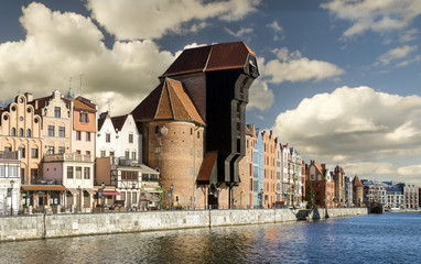 Żuraw portowy na starym mieście nad Motławą,Gdańsk,Polska