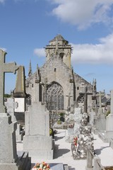 église et cimetière de Locronan,cité de caractère en bretagne