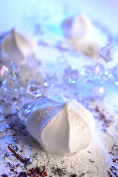 meringues, cookies 