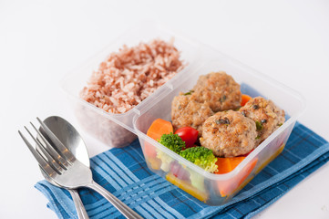 Clean food lunch box