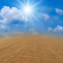 Fototapeta na wymiar Desert and sunny weather.