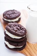 Chocolate brownie cookies with cream filling