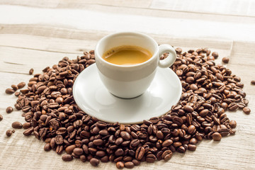 Espresso auf Kaffeebohnen