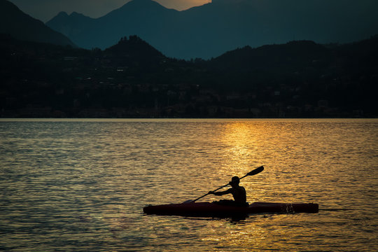 in canoa sul lago di Como