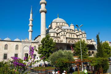The New Mosque (Yeni cami), Eminonu district, Istanbul, Turkey.