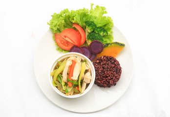 Streamed Dolly fish Curry in a  Cup and mix with organic vegetab