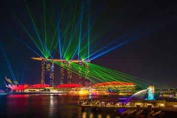 Keuken foto achterwand Helix Bridge Lasershow op Marinabay Sands, Singapore