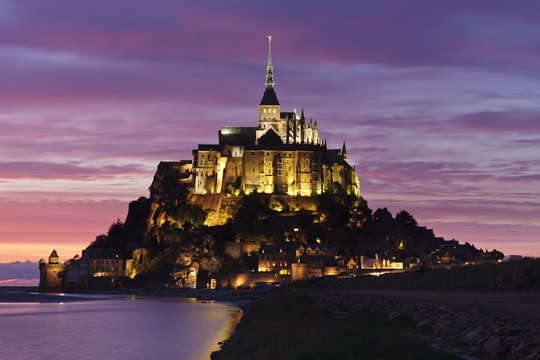 Mont Saint Michel at sunset, Department Manche, Basse Normandy, France