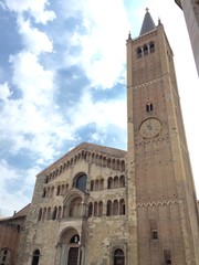 Fototapeta na wymiar Parma, il Duomo