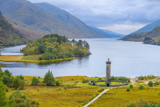 Glenfinnan Monument to 1745 landing of Bonnie Prince Charlie at start of Jacobite Uprising, Loch Shiel, Highlands, Scotland