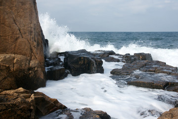 Obraz premium rocks and waves 6