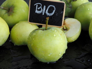 green apples bio