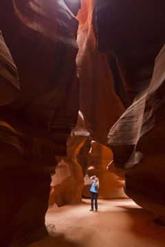 Upper Antelope Canyon, Tse' bighanilini, LeChee Chapter, Navajo Nation, Arizona