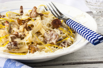 Tagliatelle with chanterelles