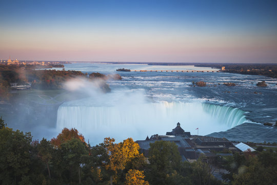 View of Table Rock visitor center and Horseshoe Falls, Niagara Falls, Niagara, border of New York State, and Ontario, Canada