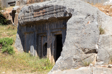 древние гробницы