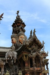 Fototapeta na wymiar The Sanctuary of Truth in Pattaya city