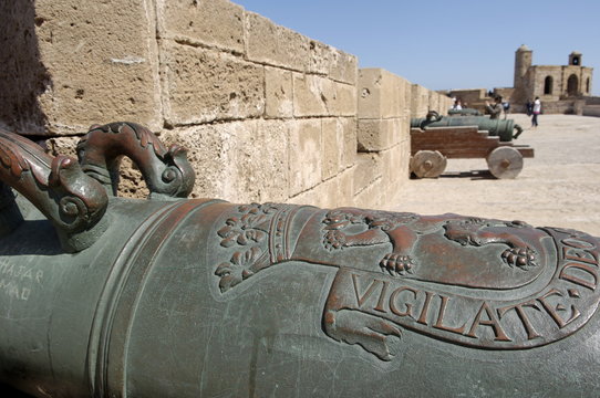 Old cannons, Skala of the Kasbah a mighty crenellated bastion, 300 metres in length, built on the cliffs to protect the city on its seaward side, Essaouira, historic city of Mogador, Morocco