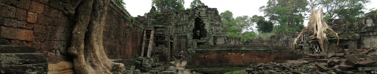 Fototapeta na wymiar angkor wat, Cambodia