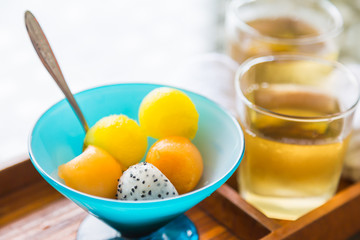 Ice tea with fruit