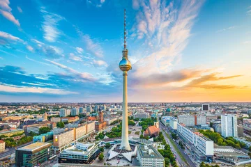 Papier Peint photo Berlin Panorama d& 39 horizon de Berlin avec la tour de télévision au coucher du soleil, Allemagne