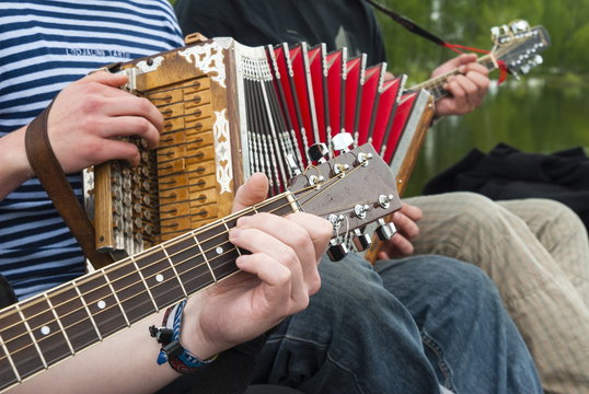Accordion and guitar, ethnic group of musicians, River Emajogi, Tartu, Estonia, Baltic States