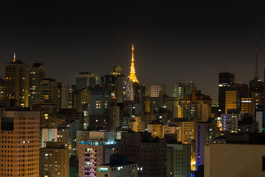Sao Paulo at night. Communication tower buildings in the Paulista Avenue.

