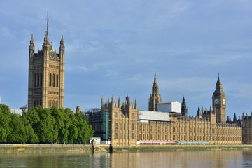 Fototapeta na wymiar The Houses of Parliament in London in August.