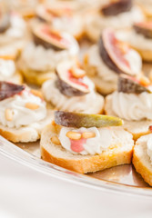 canape with cream cheese and fig
