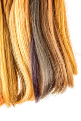Fototapeta premium mèches de cheveux sur fond blanc