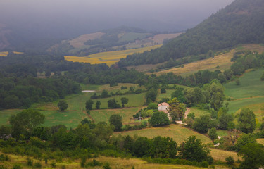 Fototapeta na wymiar Casolare in un'area di campagna dell'Emilia-Romagna
