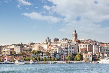 Fototapeta premium Stambuł, wieża Galata, widok na miasto. Piękny pejzaż miejski