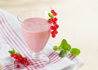 Berry  milkshake (smoothie)