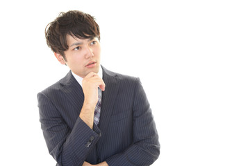 真剣な表情のビジネスマン