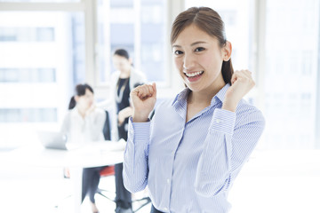 Obraz premium Women who are willing to work