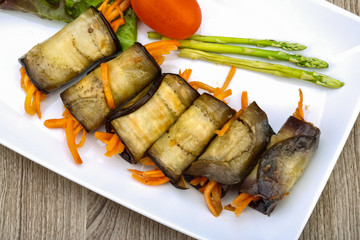 Eggplant rolls with carrot