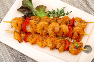 Raw prawn skewer