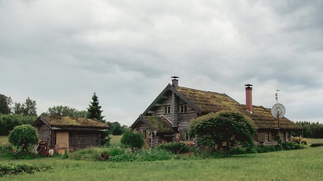 Latvian eco house time lapse