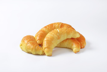 Fresh crescent rolls (croissants)