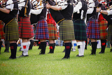 Scottish bagpipe band - 88416555